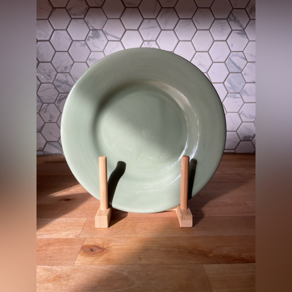Green Tabletops Gallery Plate